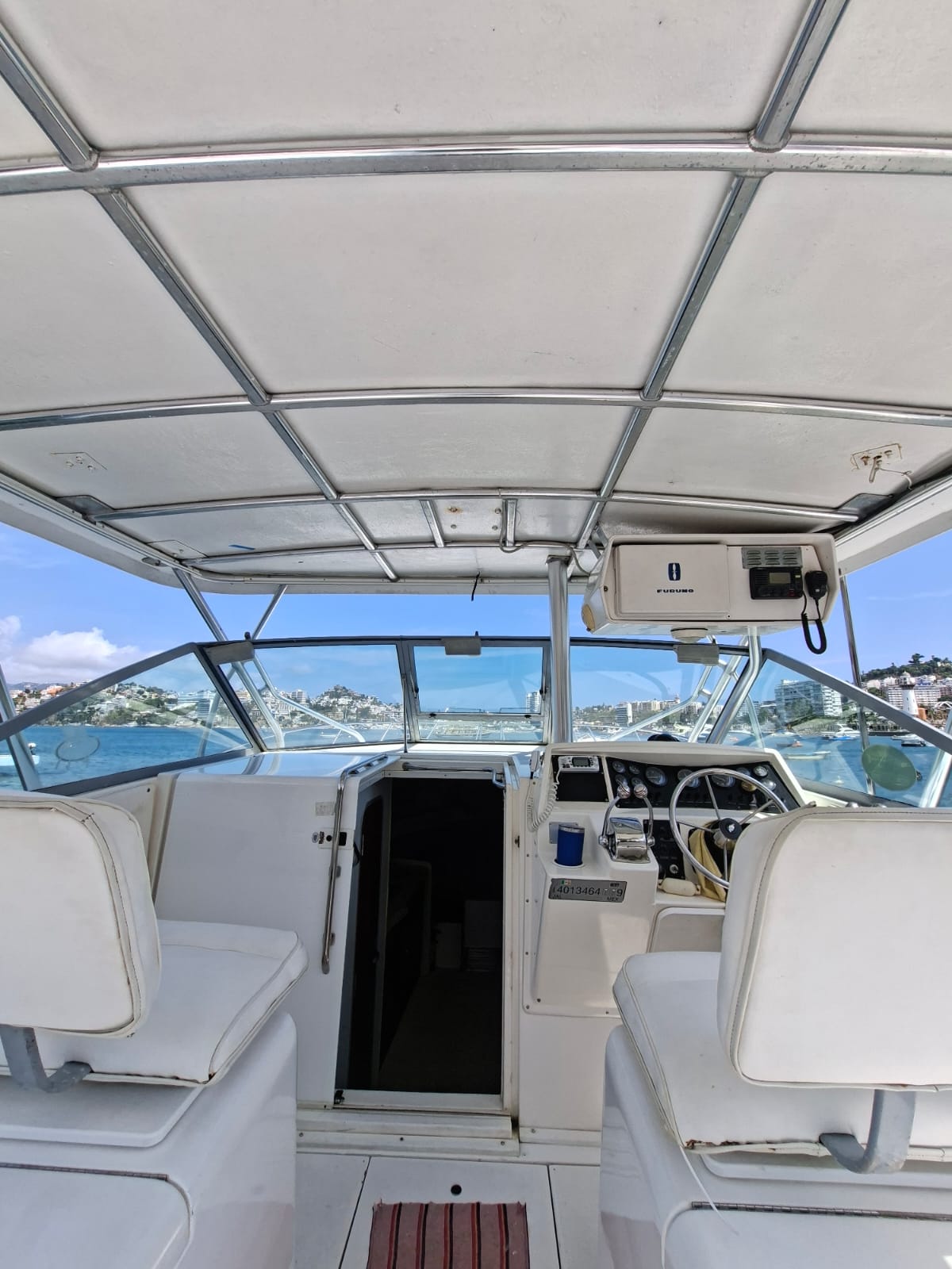 🛥️ Marca Tiara "Stop Your Itches" 👥 Capacidad: 10 personas - Image 7