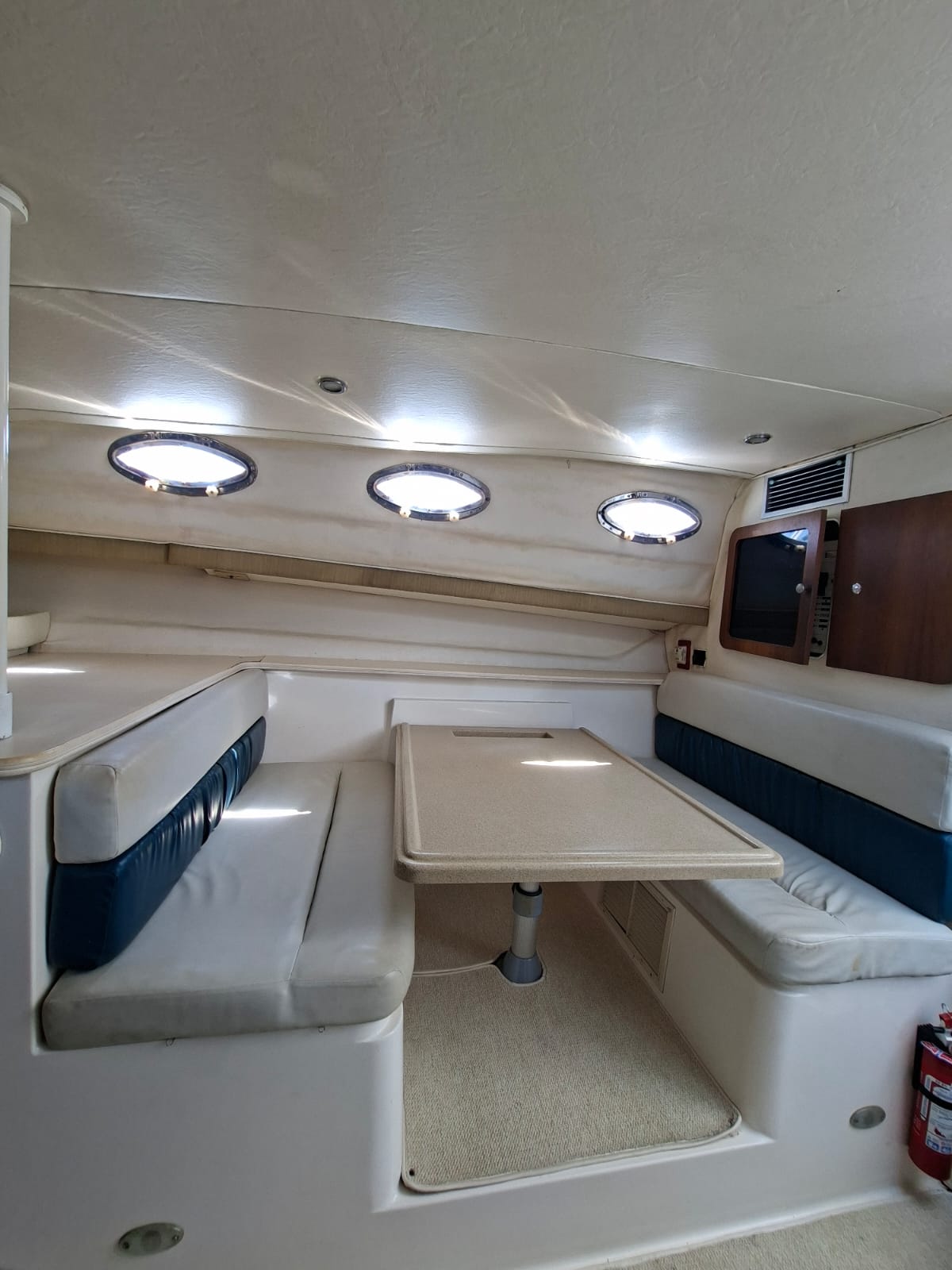 🛥️ Marca Tiara "Stop Your Itches" 👥 Capacidad: 10 personas - Image 4