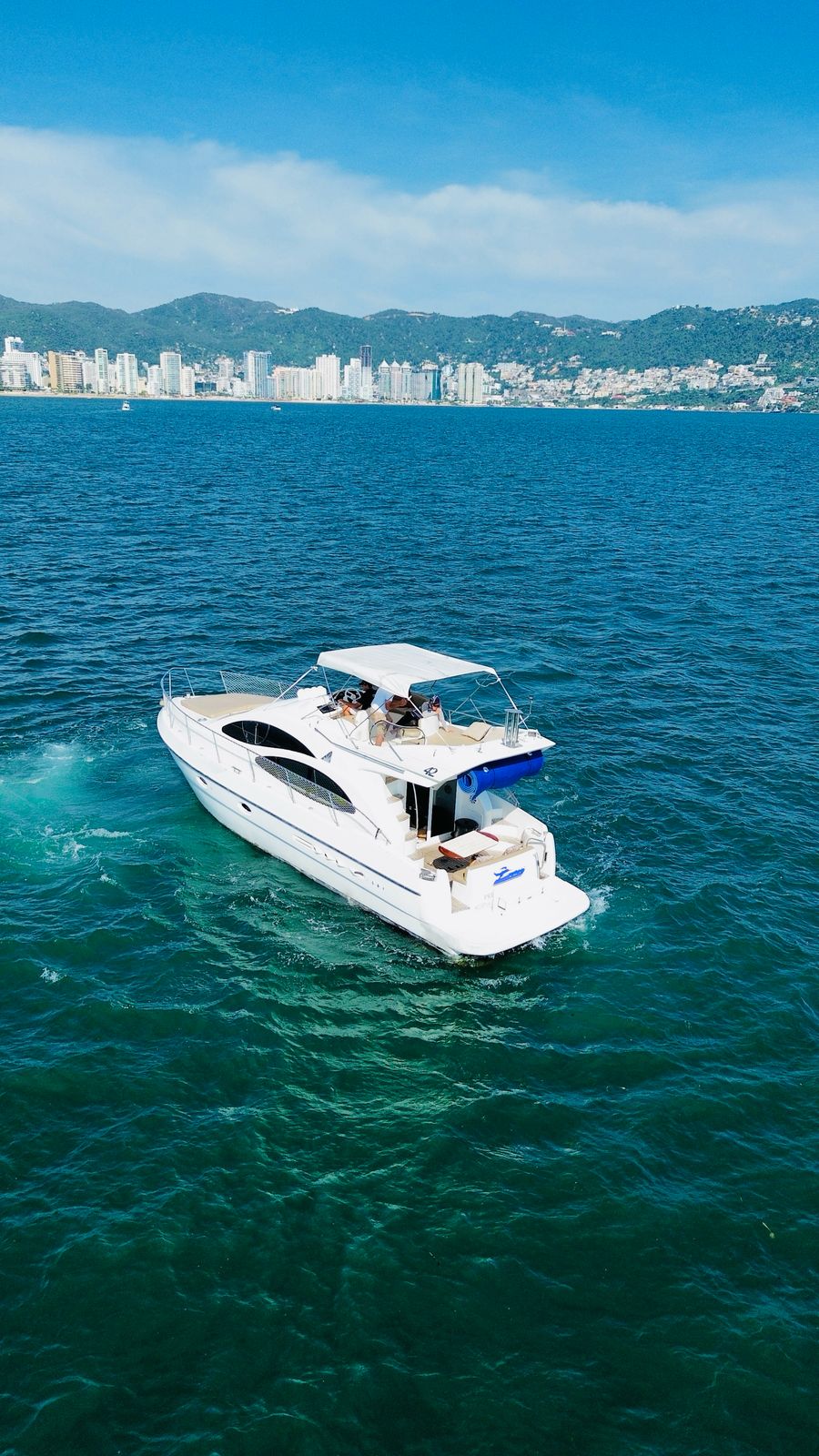 🛥️ Marca Azimut