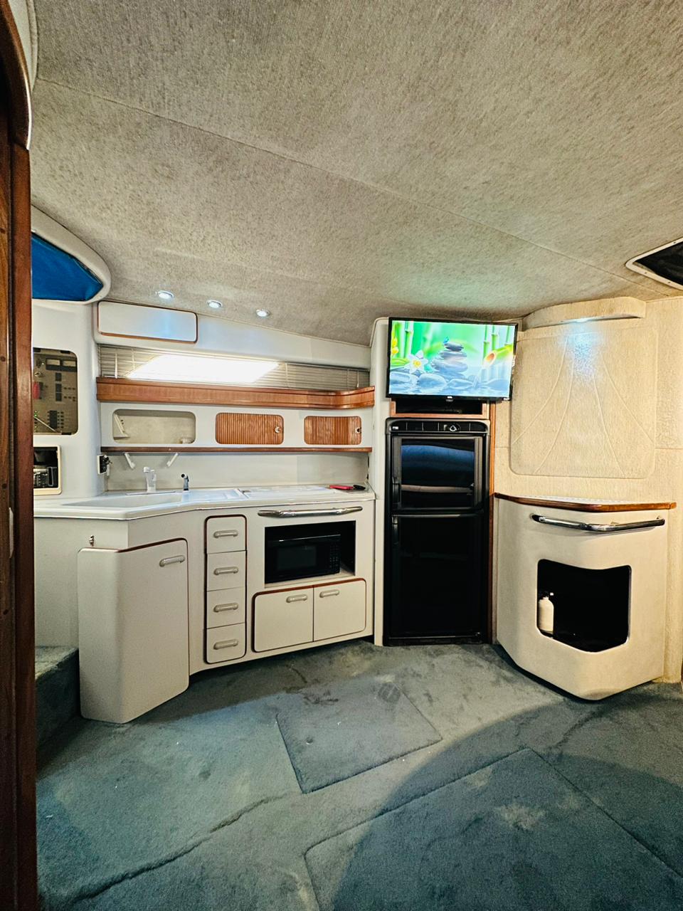 🛥️ Marca Sea Ray "Hipnotik" 👥 Capacidad: 15 personas - Image 3