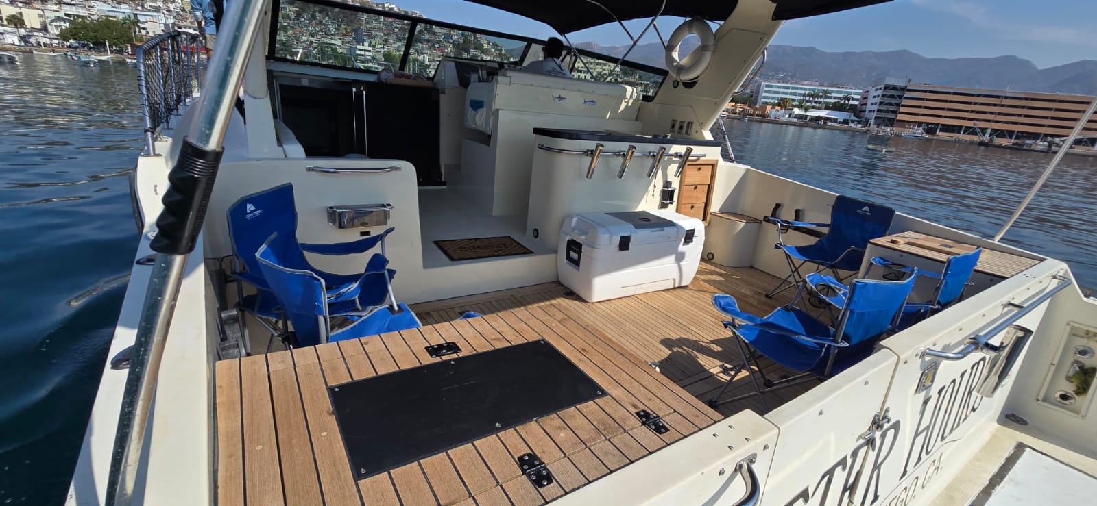 🛥️ Marca Sea Ray "After Hour" 👥 Capacidad: 15 personas - Image 8