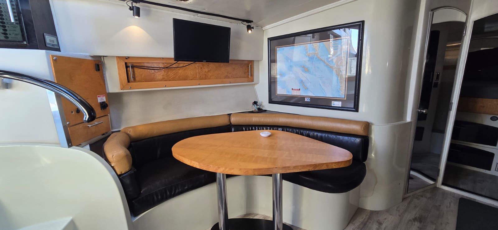 🛥️ Marca Sea Ray "After Hour" 👥 Capacidad: 15 personas - Image 6