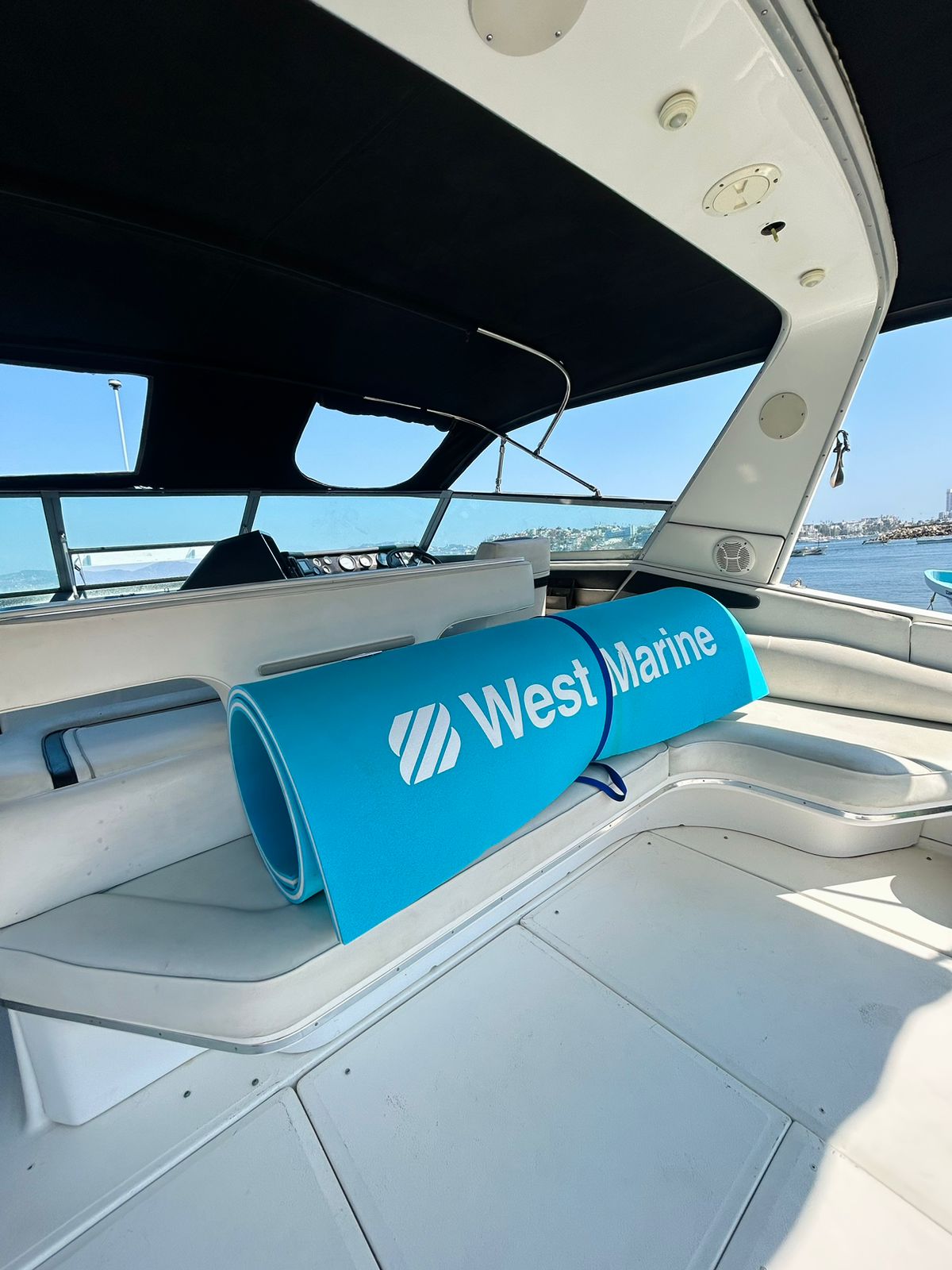 🛥️ Marca Sea Ray "Sea Porche" 👥 Capacidad: 15 personas - Image 5