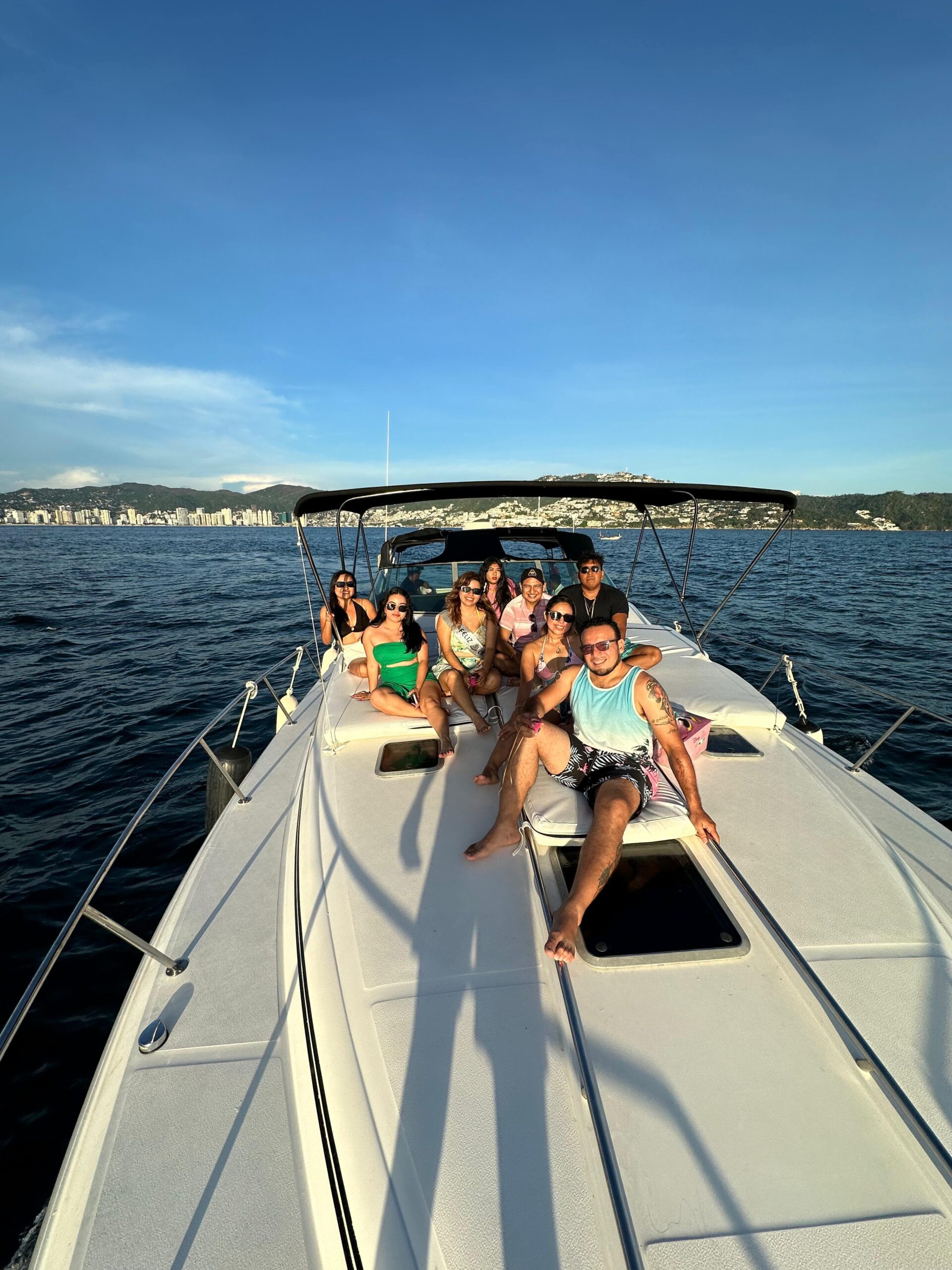 🛥️ Marca Sea Ray "Sea Porche" 👥 Capacidad: 15 personas - Image 3