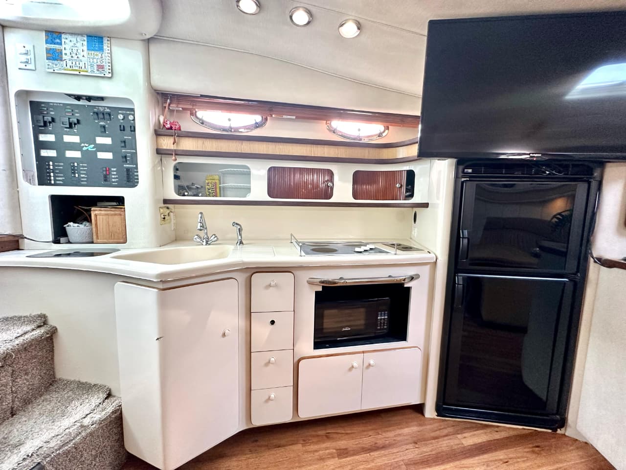 🛥️ Marca Sea Ray "Aqua" 👥 Capacidad: 15 personas - Image 3